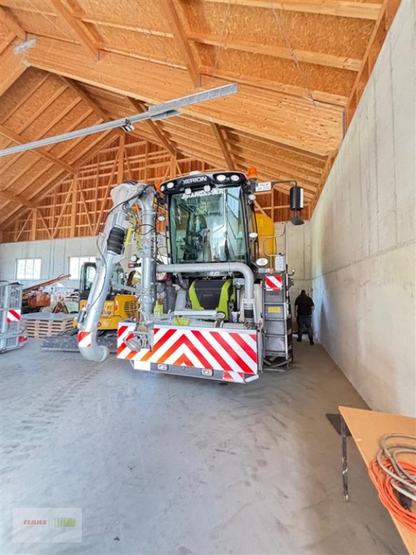 Gülleselbstfahrer van het type CLAAS Xerion 3300 Saddle Trac + Väderstad Carrier 525 XT, Gebrauchtmaschine in Töging am Inn (Foto 1)