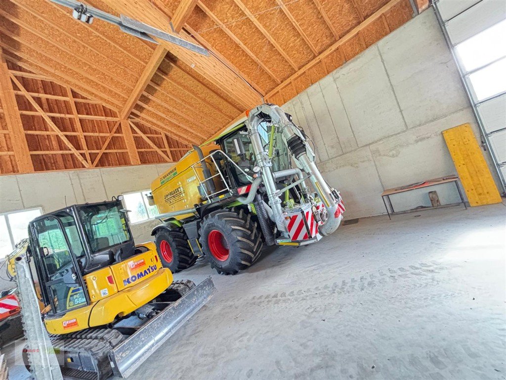 Gülleselbstfahrer van het type CLAAS Xerion 3300 Saddle Trac + Väderstad Carrier 525 XT, Gebrauchtmaschine in Töging am Inn (Foto 13)