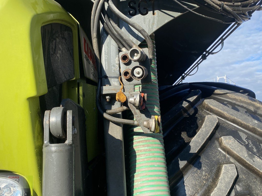 Gülleselbstfahrer des Typs CLAAS Xerion 3800 TRAC VC mit Gülleaufbau SGT, Gebrauchtmaschine in Vohburg (Bild 11)