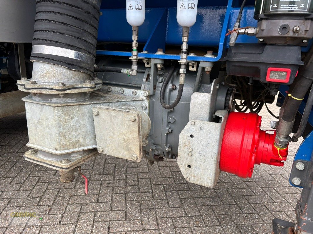 Gülleselbstfahrer типа CLAAS Xerion 4000 & Kaweco Schwanenhals Tridem, Gebrauchtmaschine в Ahaus (Фотография 30)