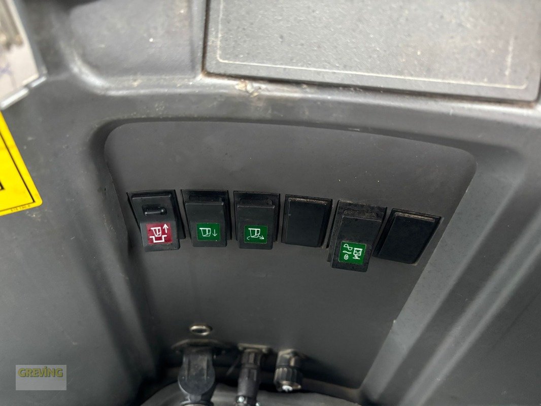 Gülleselbstfahrer типа CLAAS Xerion 4000 & Kaweco Schwanenhals Tridem, Gebrauchtmaschine в Ahaus (Фотография 14)