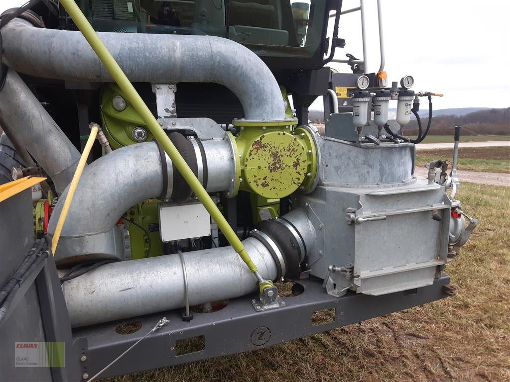 Gülleselbstfahrer des Typs CLAAS Xerion 4000 Saddle Trac, Gebrauchtmaschine in Wassertrüdingen (Bild 14)