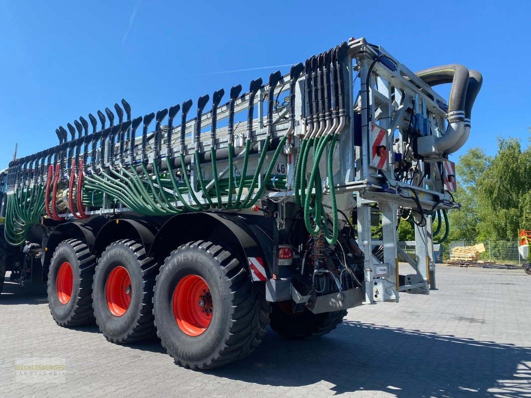 Gülleselbstfahrer του τύπου CLAAS Xerion 4000 Trac VC + SGT 30000 + VOGELSANG 30 M, Gebrauchtmaschine σε Mühlengeez (Φωτογραφία 16)