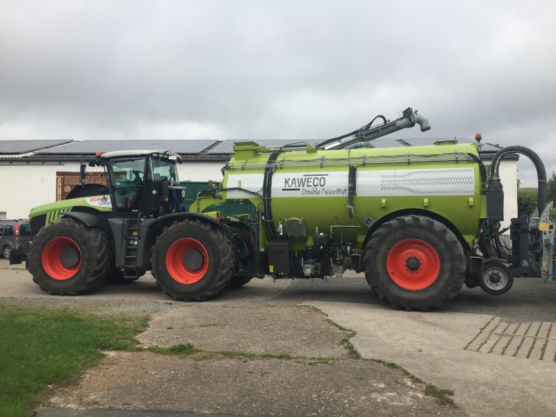 Gülleselbstfahrer des Typs CLAAS Xerion 5000 mit Kaweco Double Twin-Shift mit Anbaugeräten, Gebrauchtmaschine in Löhne (Bild 1)