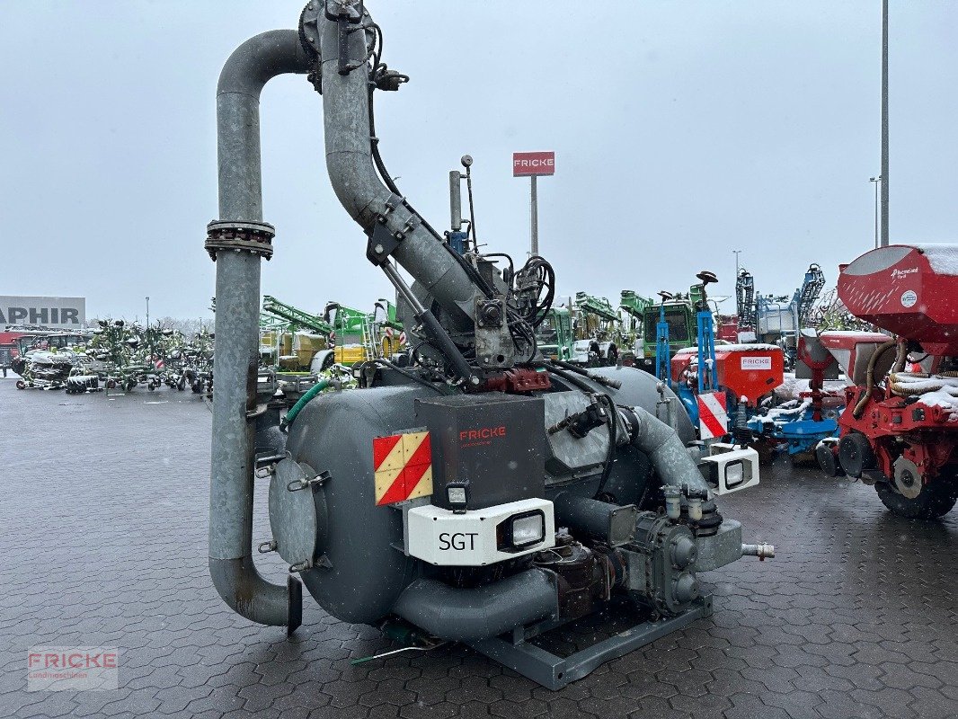 Gülleselbstfahrer tipa SGT Aufbau und Fronteinheit inkl. Saugarm für Claas Xerion 3800, Gebrauchtmaschine u Bockel - Gyhum (Slika 4)