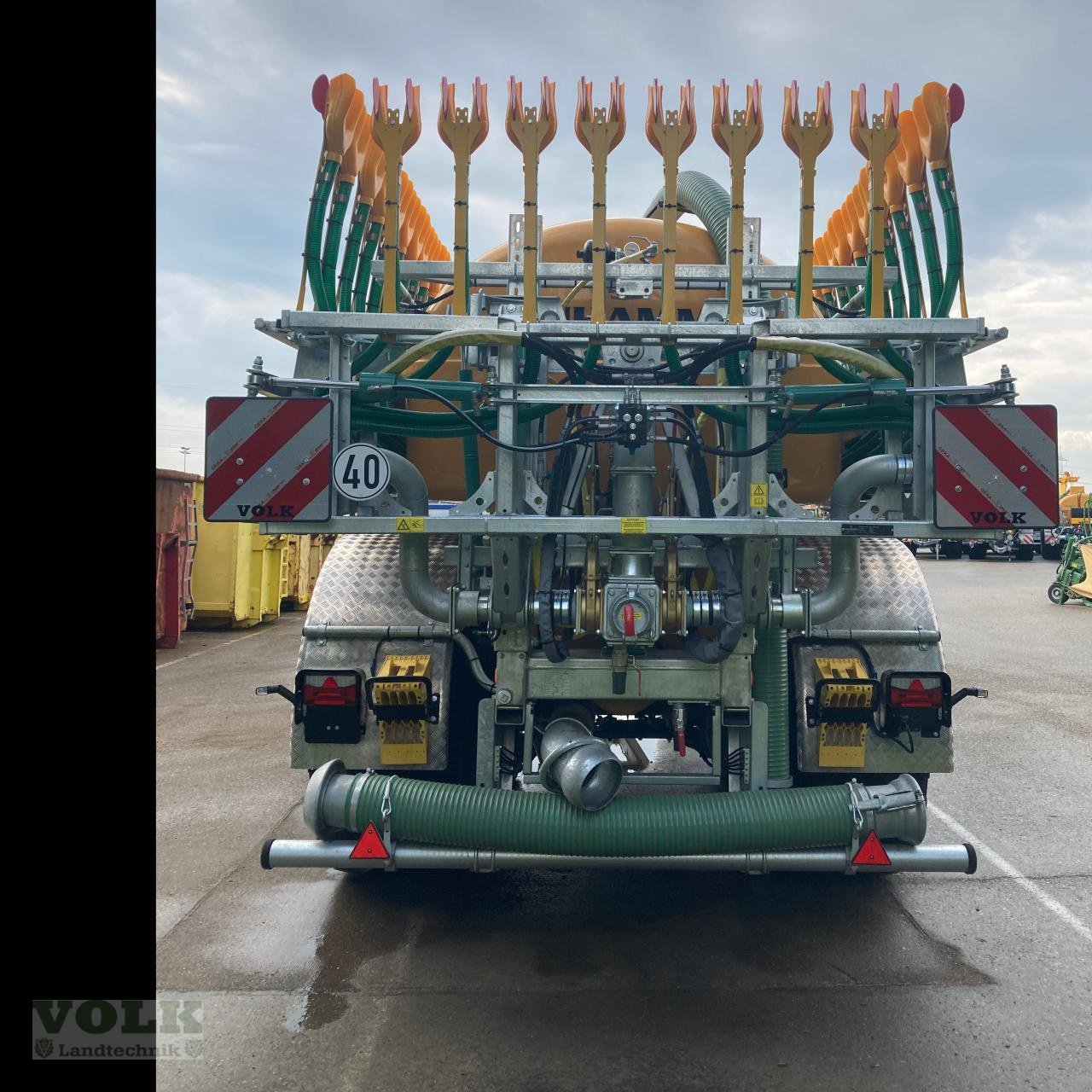 Gülleselbstfahrer of the type Zunhammer SKE18,5PU Tandem ECO, Neumaschine in Friedberg-Derching (Picture 10)