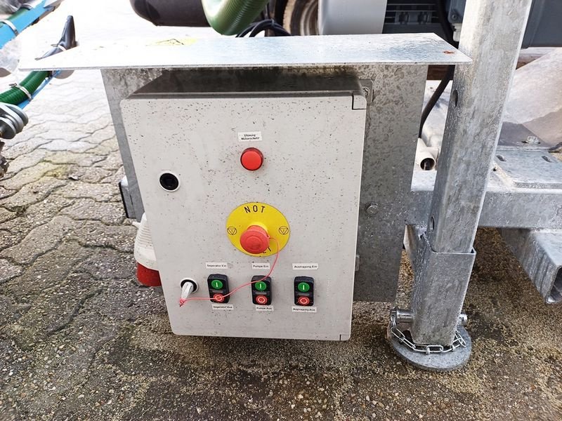 Gülleseparator des Typs Fliegl Tapir 375 Gülleseparator, Neumaschine in St. Marienkirchen (Bild 12)