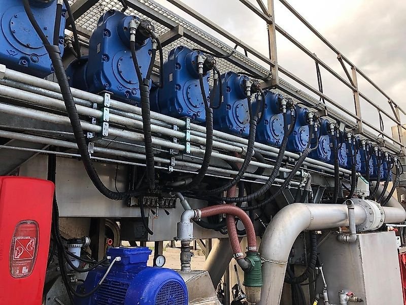 Gülleseparator of the type Sonstige mit 12 Separatoren inkl. LKW und Tieflader, Gebrauchtmaschine in Ostercappeln (Picture 14)