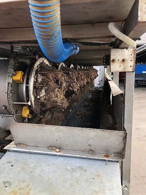 Gülleseparator of the type Sonstige mit 12 Separatoren inkl. LKW und Tieflader, Gebrauchtmaschine in Ostercappeln (Picture 13)