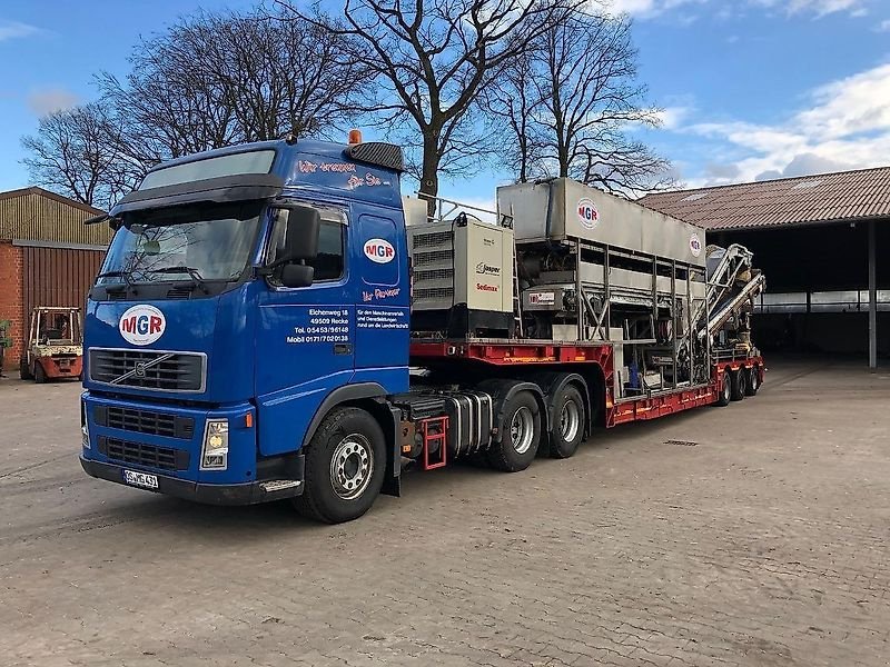 Gülleseparator of the type Sonstige mit 12 Separatoren inkl. LKW und Tieflader, Gebrauchtmaschine in Ostercappeln (Picture 1)