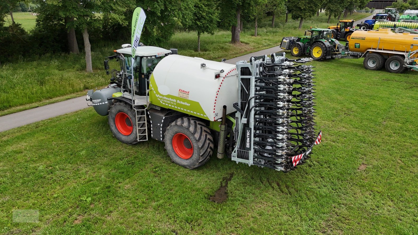 Gülleverteiltechnik des Typs BETEC Chameleon 21 Hyber Disc, Neumaschine in Donnersdorf (Bild 1)