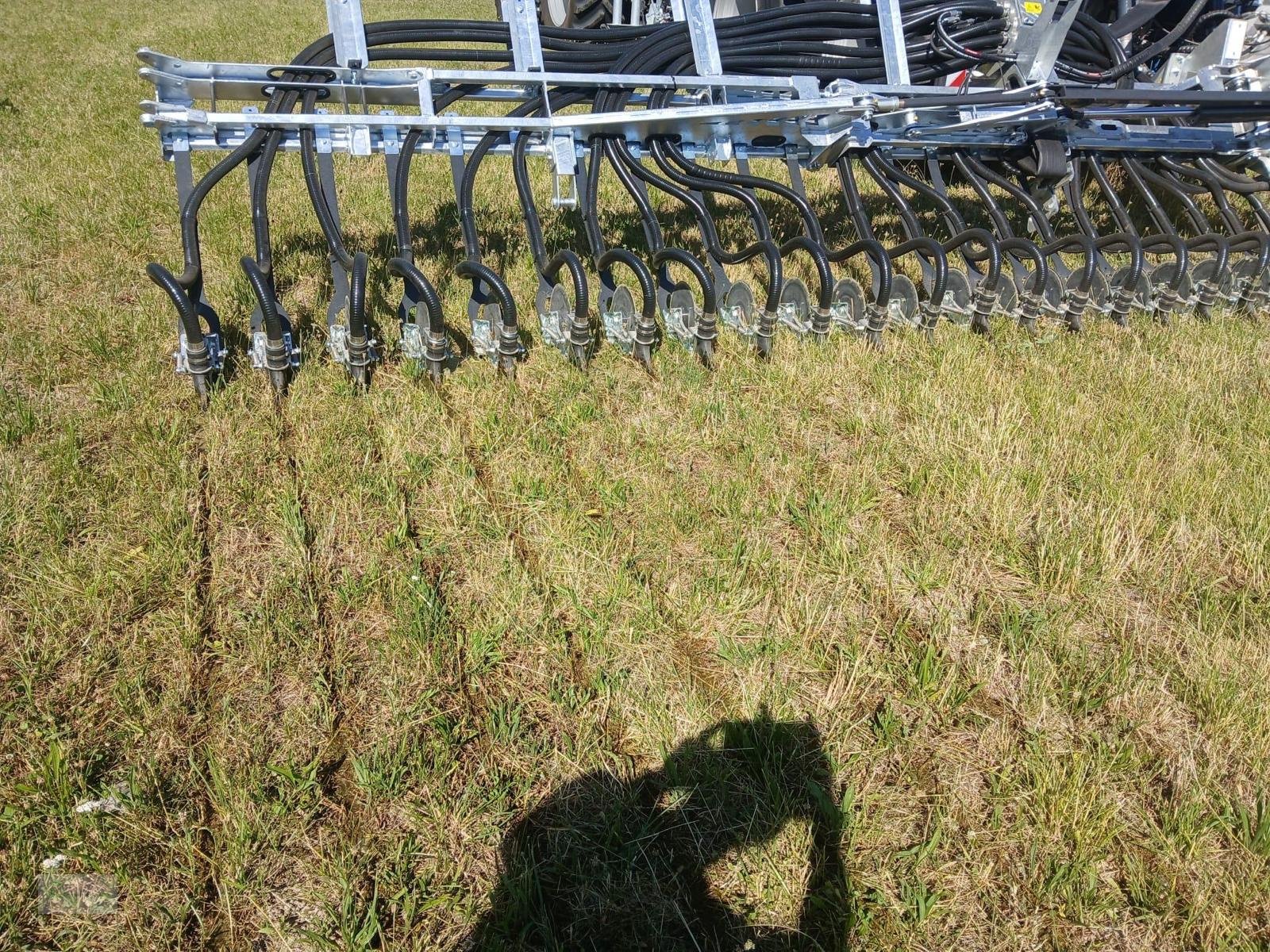 Gülleverteiltechnik des Typs BETEC Chameleon 21 Hyber Disc, Neumaschine in Donnersdorf (Bild 2)