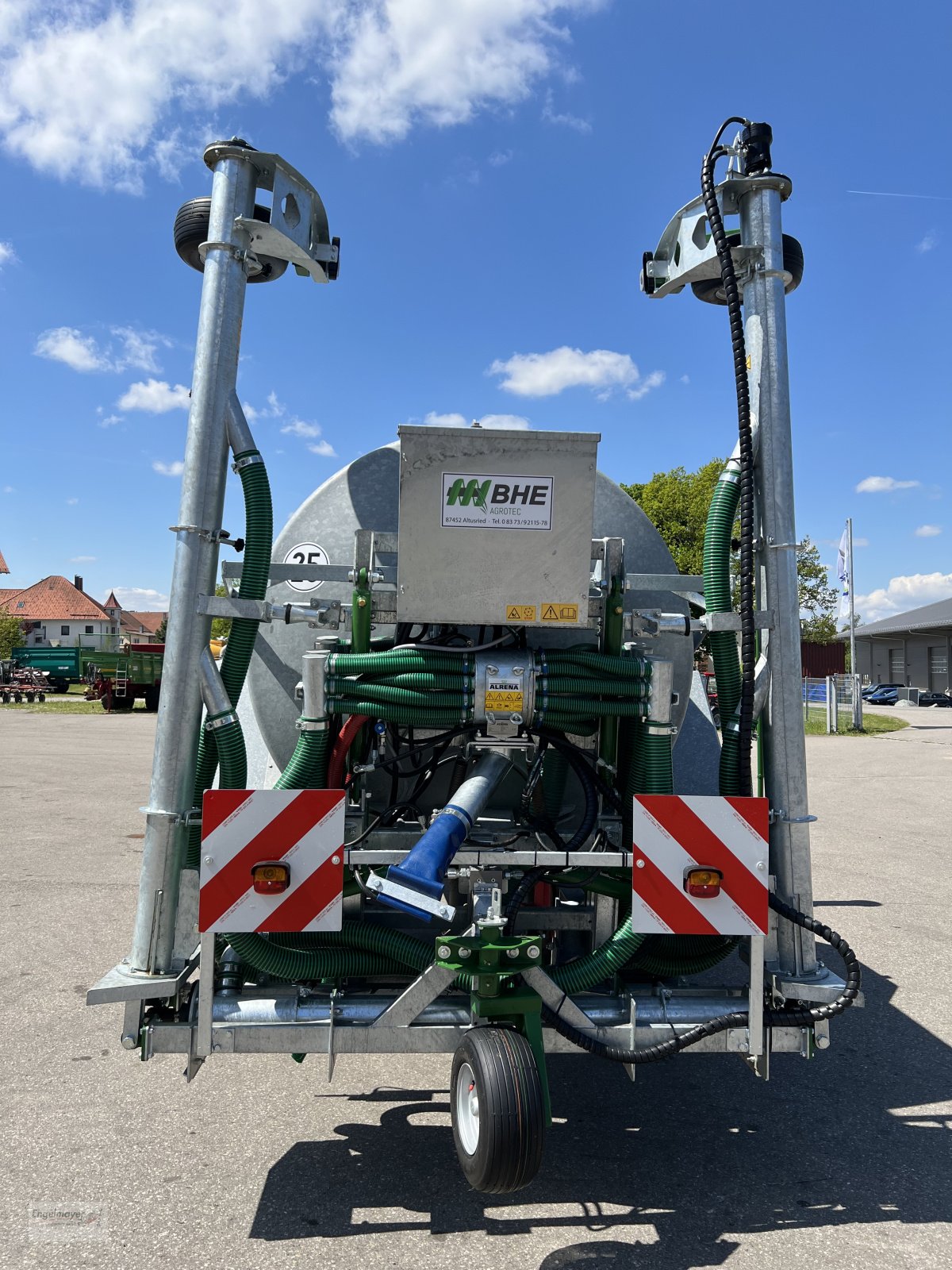 Gülleverteiltechnik of the type BHE Agrotec GmbH Rohrverteiler Typ 650/750, Neumaschine in Altusried-Kimratshofen (Picture 5)