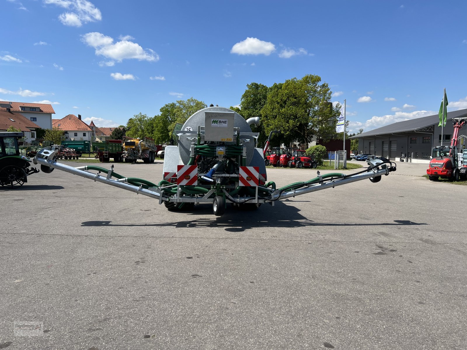Gülleverteiltechnik of the type BHE Agrotec GmbH Rohrverteiler Typ 650/750, Neumaschine in Altusried-Kimratshofen (Picture 6)