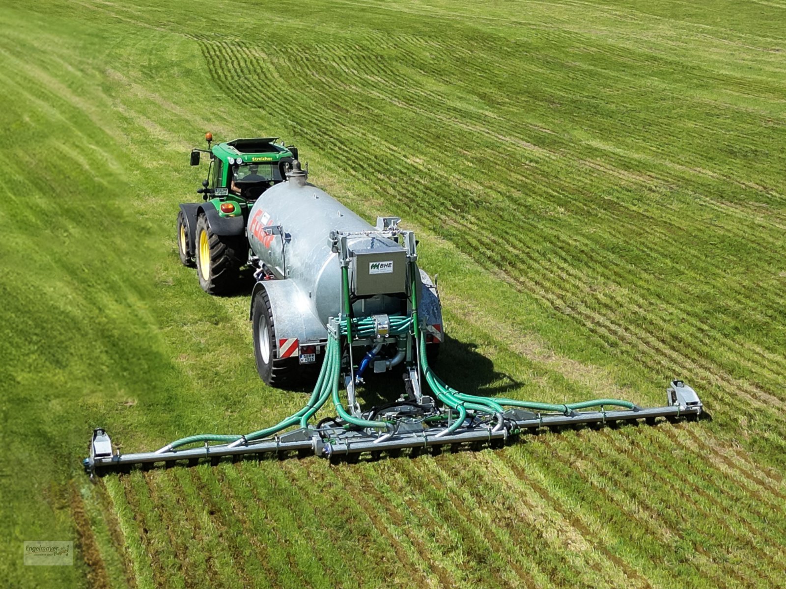 Gülleverteiltechnik of the type BHE Agrotec GmbH Rohrverteiler Typ 900, Neumaschine in Altusried-Kimratshofen (Picture 1)