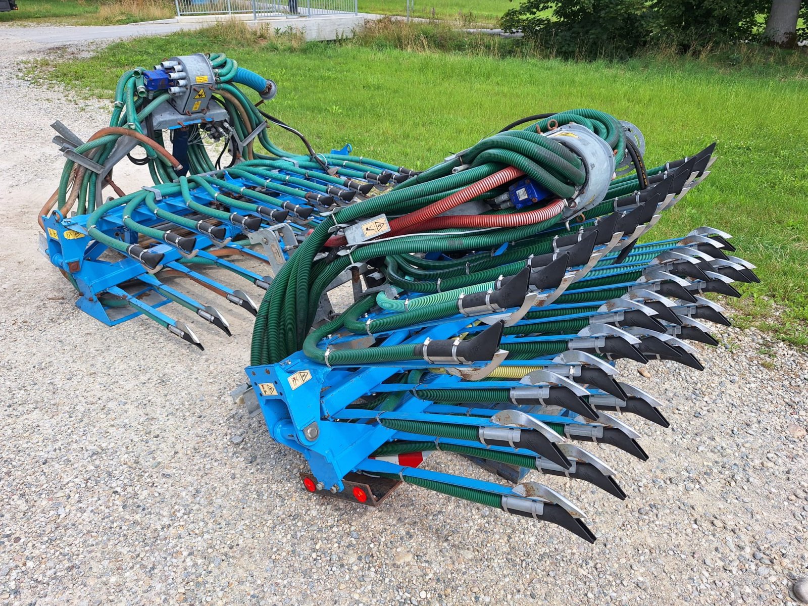 Gülleverteiltechnik of the type Bomech Flex 6,2 Meter Schleppschuhverteiler Gülleverteiler Gülle Güllefass Schleppschlauchverteiler, Gebrauchtmaschine in Bad Birnbach (Picture 1)