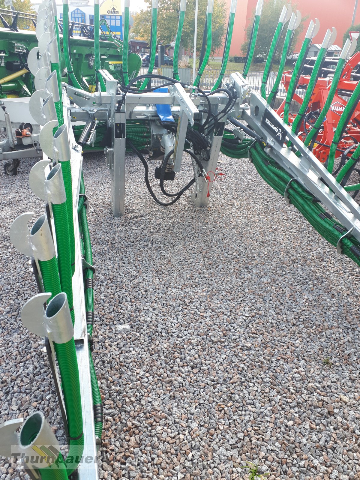 Gülleverteiltechnik of the type Farmtech Condor Schleppschuhverteiler Aktion, Neumaschine in Cham (Picture 4)