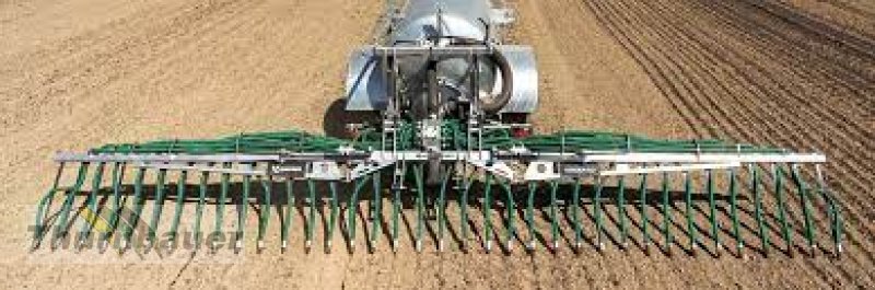 Gülleverteiltechnik of the type Farmtech Condor Schleppschuhverteiler Aktion, Neumaschine in Cham (Picture 5)