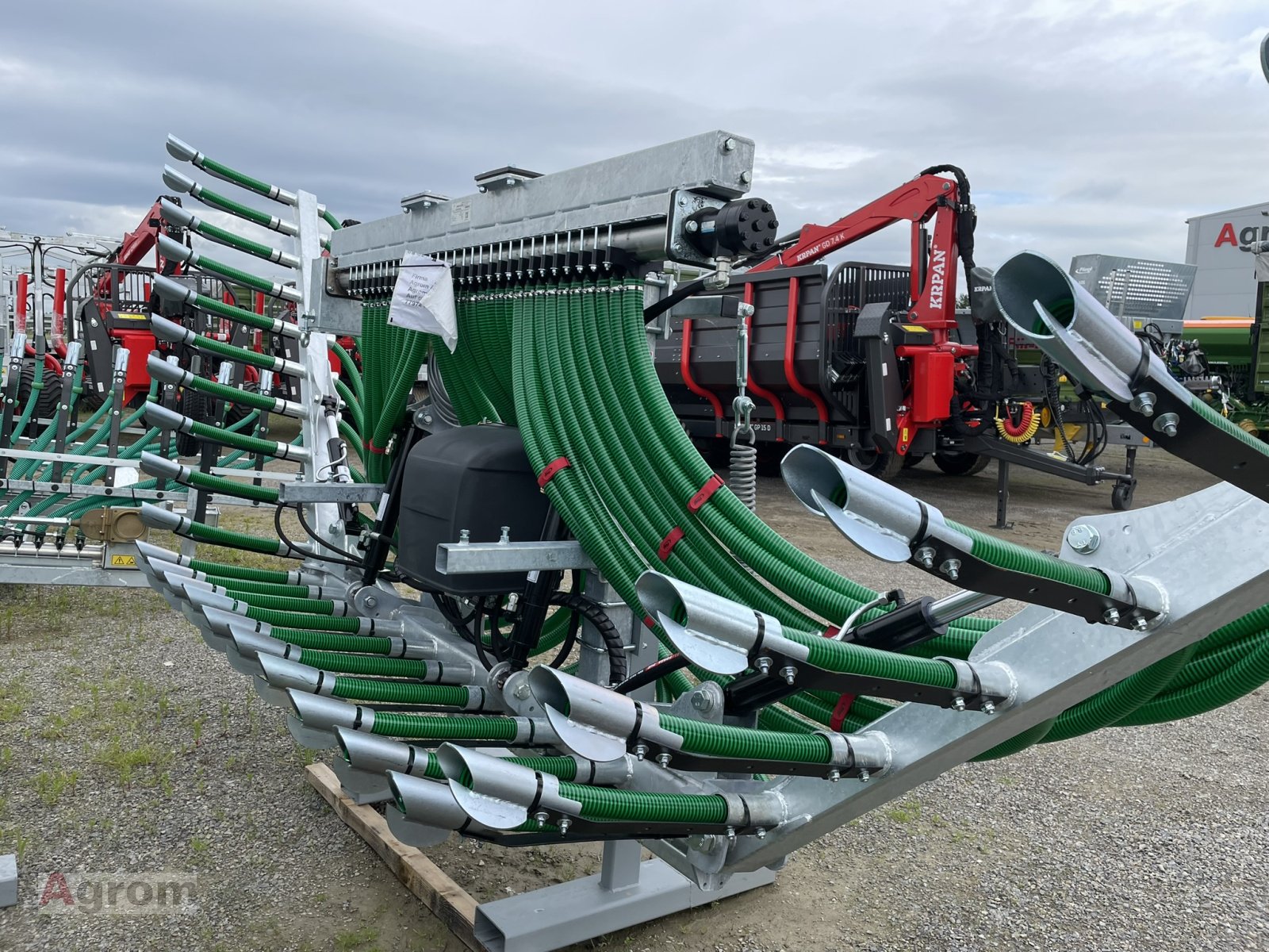 Gülleverteiltechnik des Typs Fliegl Schleppschuhverteiler Compact 7,5 m, Neumaschine in Meißenheim-Kürzell (Bild 5)