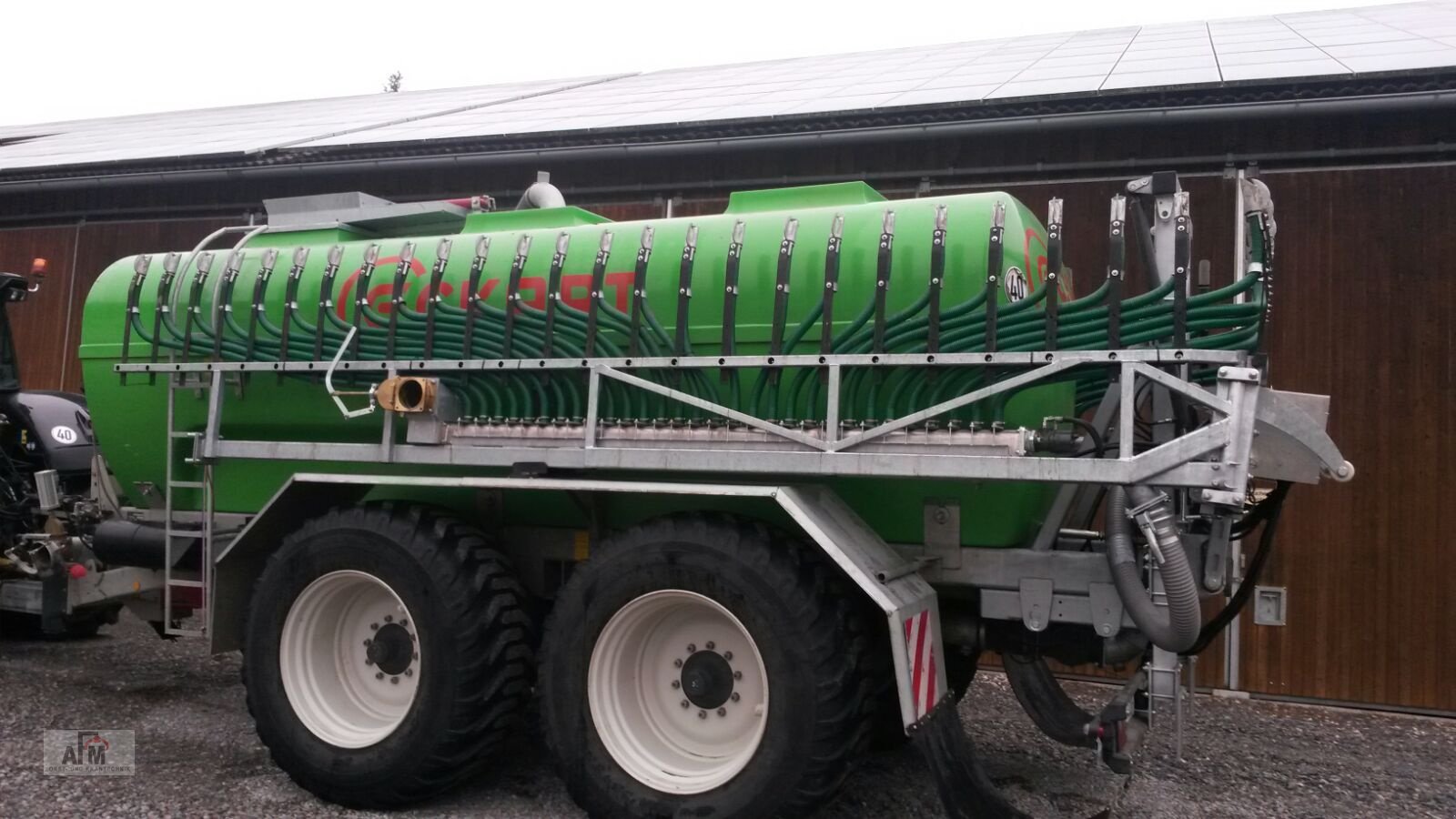 Gülleverteiltechnik des Typs Fliegl Skate 90 - 270, Neumaschine in Bodenwöhr/ Taxöldern (Bild 2)
