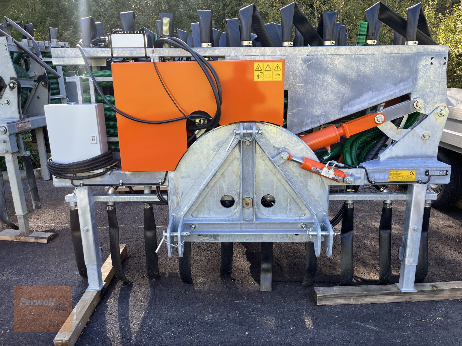 Gülleverteiltechnik des Typs Perwolf Schleppschlauchverteiler Profi 12 m, Neumaschine in Obdach (Bild 2)