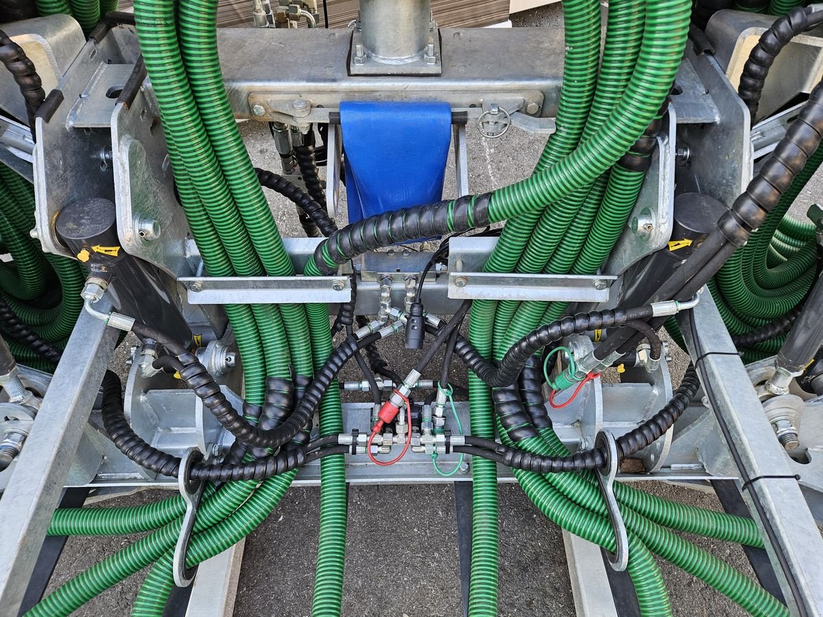 Gülleverteiltechnik of the type Sonstige Farmtech Eagle 10.5, Neumaschine in Sulzberg (Picture 26)