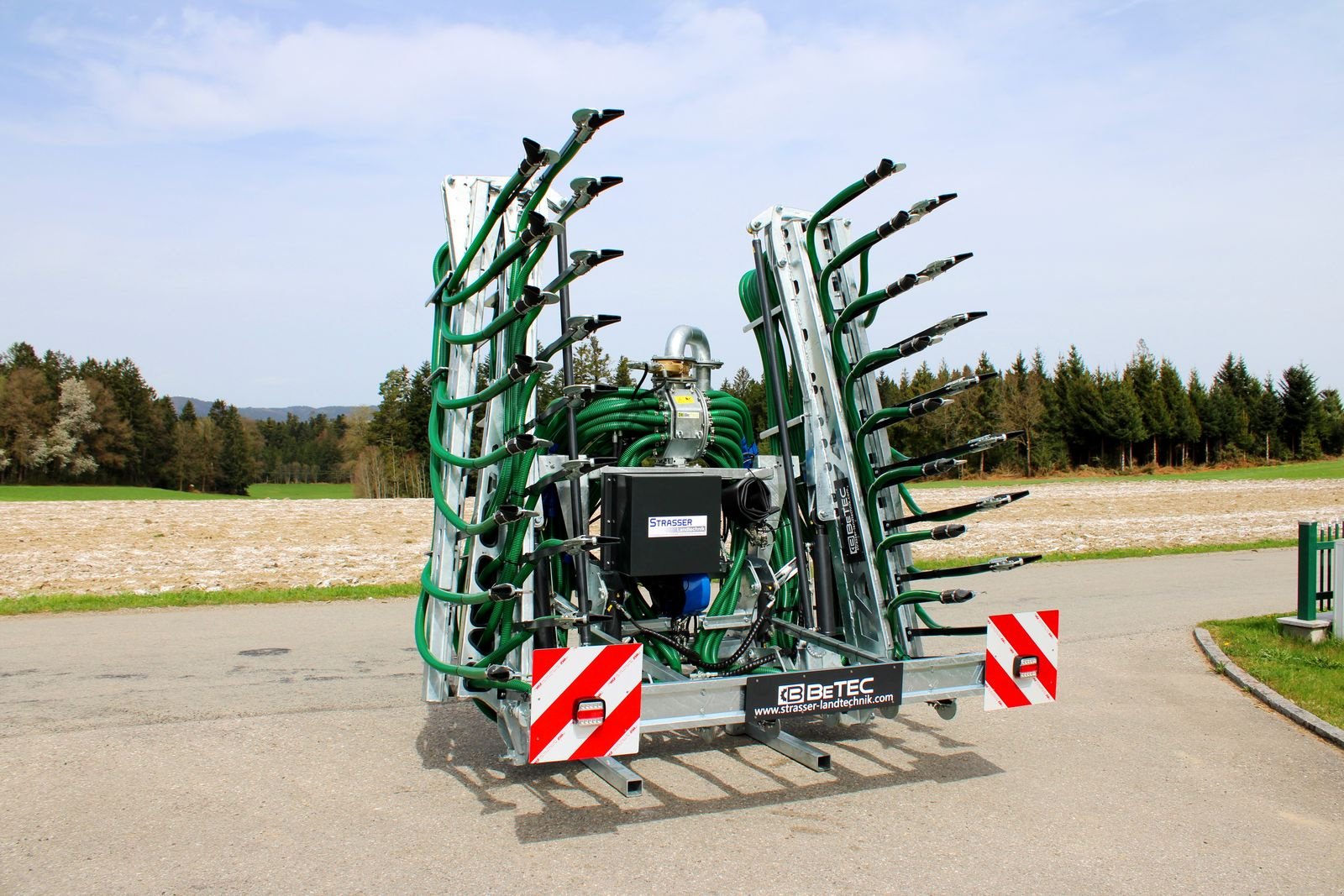 Gülleverteiltechnik des Typs Sonstige Hilly 12.0 Gülleverschlauchung, Gebrauchtmaschine in Neukirchen am Walde  (Bild 3)