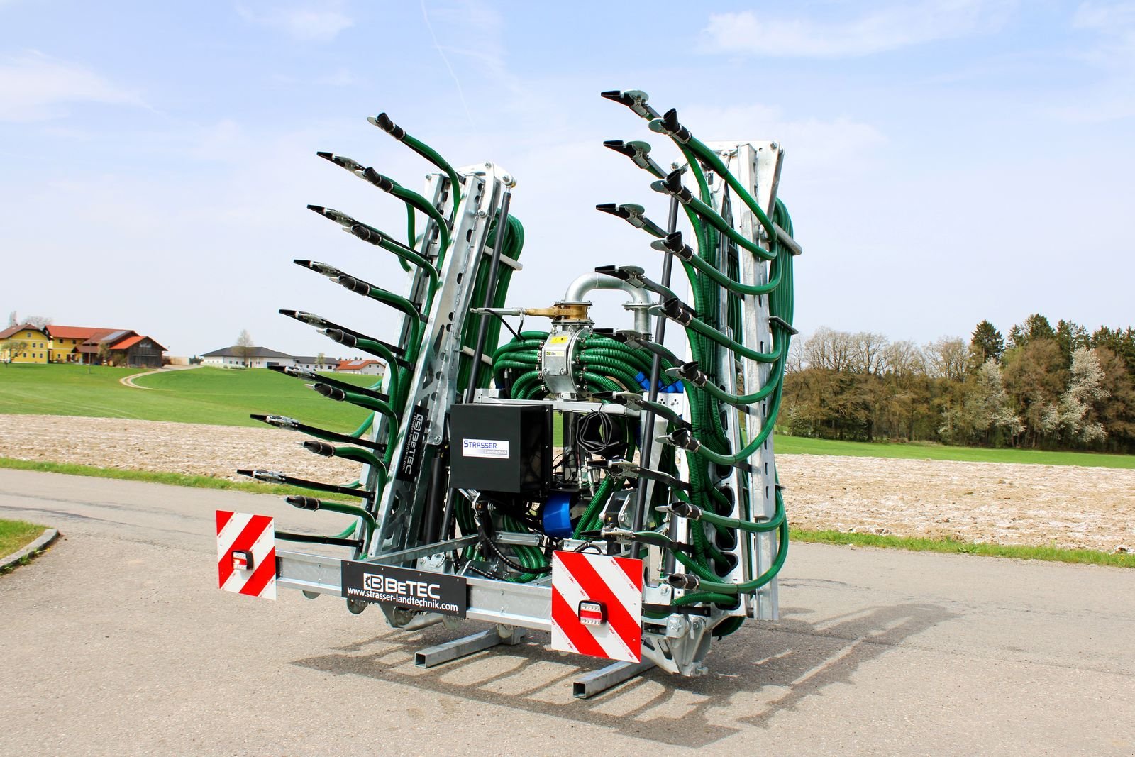 Gülleverteiltechnik des Typs Sonstige Hilly 12.0, Neumaschine in Neukirchen am Walde  (Bild 2)