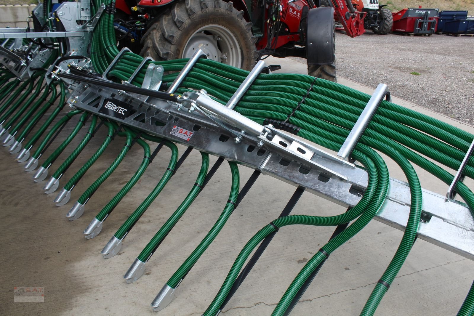 Gülleverteiltechnik of the type Sonstige Hilly 12m Schleppschuhverteiler, Neumaschine in Eberschwang (Picture 13)