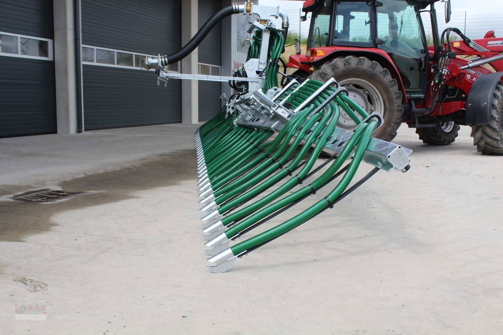 Gülleverteiltechnik of the type Sonstige Hilly 12m Schleppschuhverteiler, Neumaschine in Eberschwang (Picture 10)