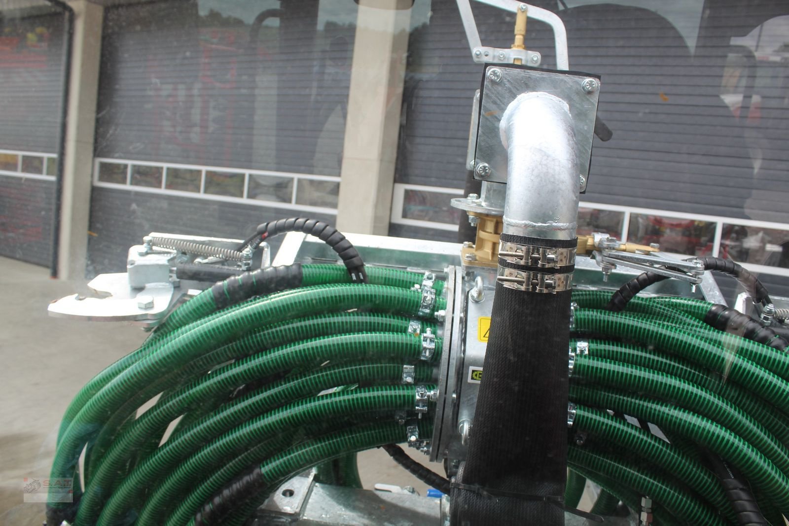 Gülleverteiltechnik of the type Sonstige Hilly 12m Schleppschuhverteiler, Neumaschine in Eberschwang (Picture 27)