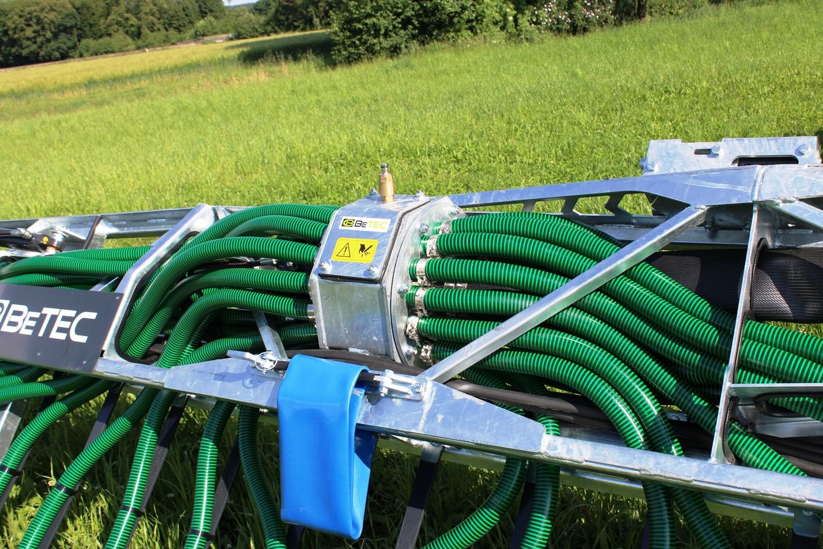 Gülleverteiltechnik des Typs Sonstige XM-Trail 15.2, Schleppschuhgestänge, Neumaschine in Neukirchen am Walde  (Bild 7)