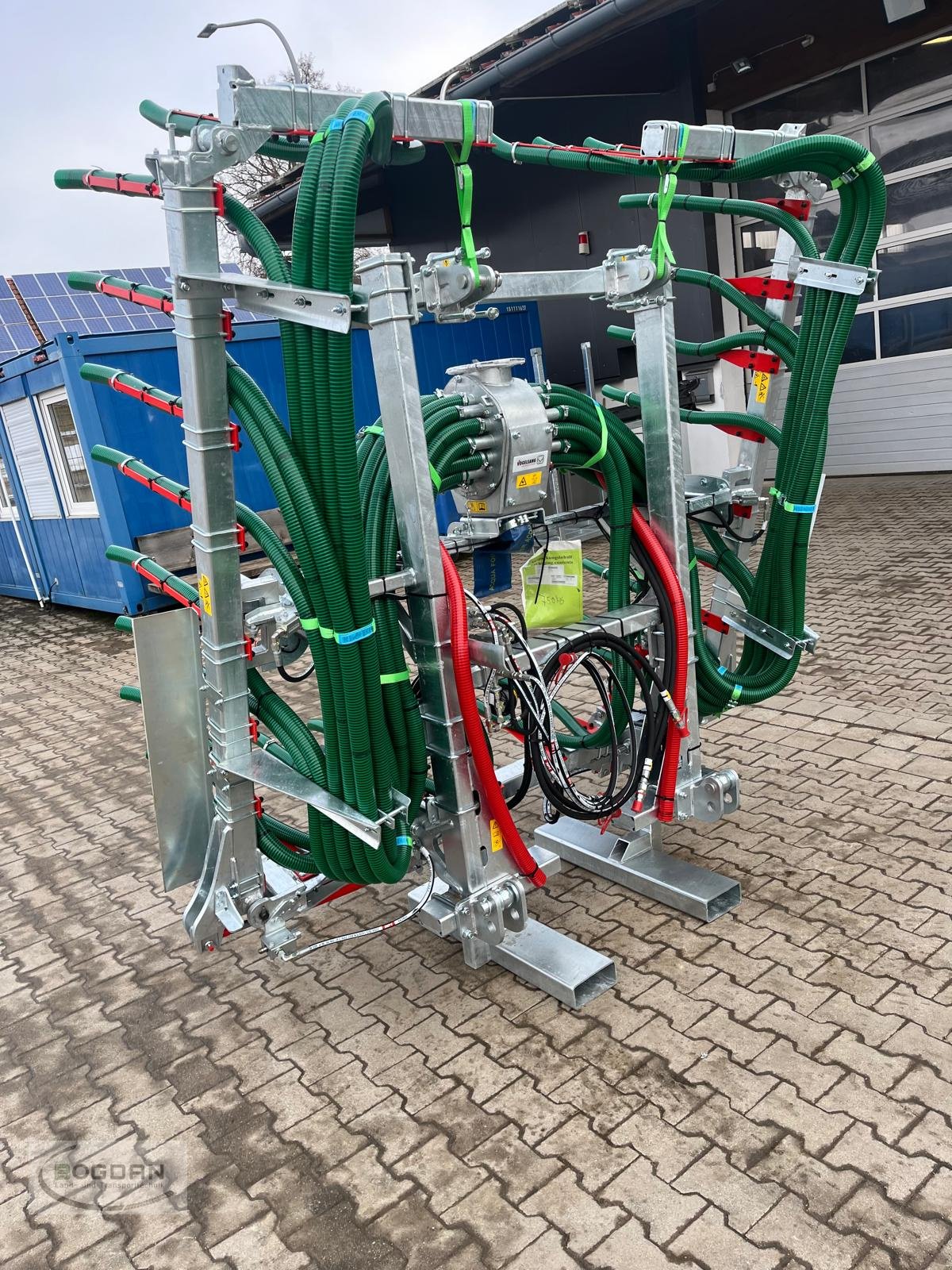 Gülleverteiltechnik van het type Vogelsang Schleppschlauchverteiler, Neumaschine in Rohr i. NB (Foto 2)