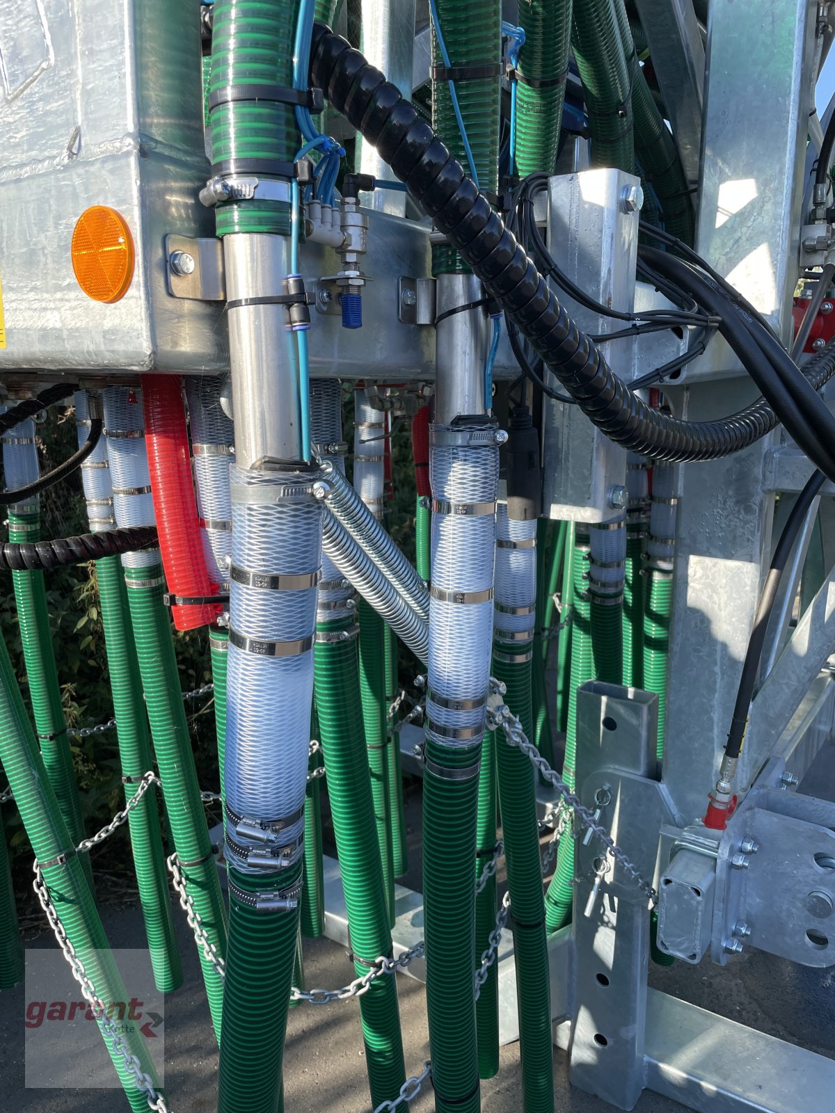 Gülleverteiltechnik of the type Vogelsang Schleppschlauchverteiler, Neumaschine in Rieste (Picture 8)