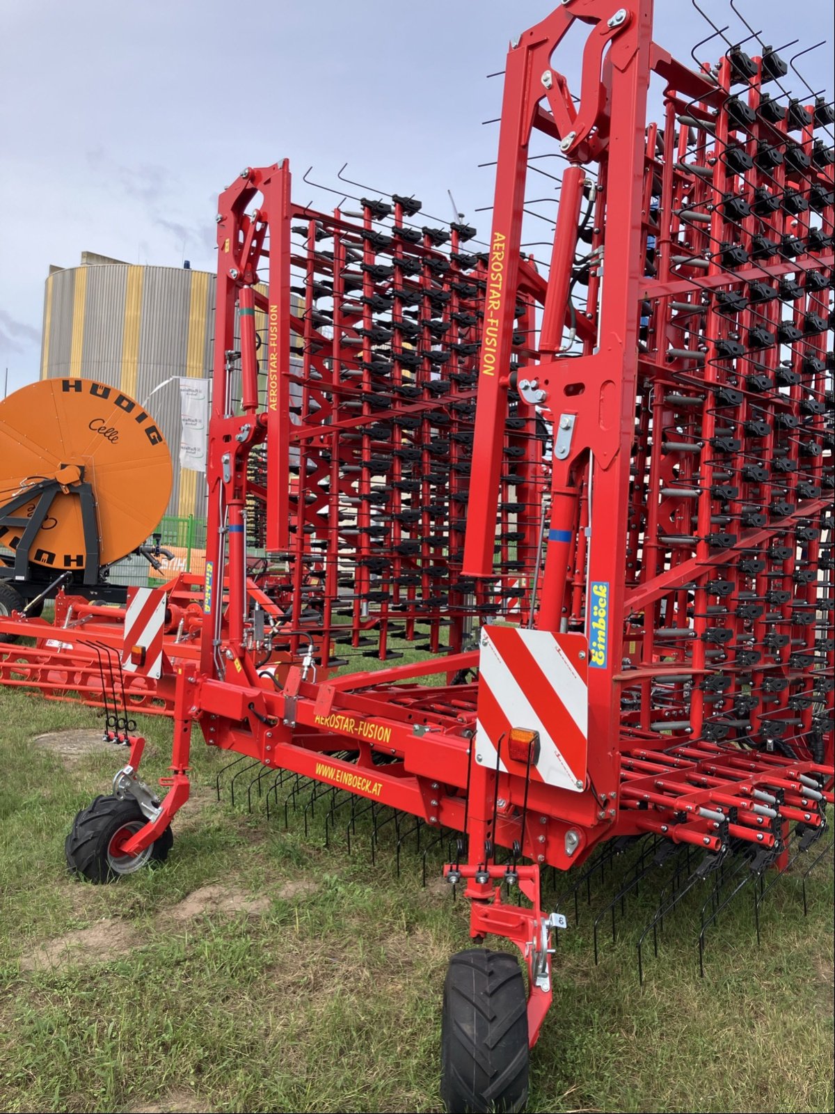 Hackstriegel del tipo Einböck AEROSTAR-FUSION 1200, Neumaschine In Hillerse (Immagine 3)