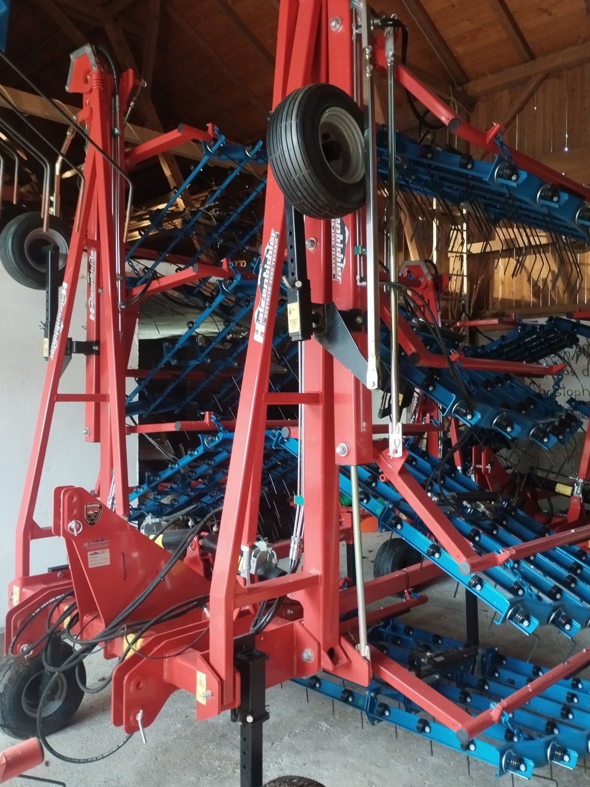 Hackstriegel of the type Hatzenbichler Ackerstriegel 12m, Neumaschine in Niedertaufkirchen (Picture 2)