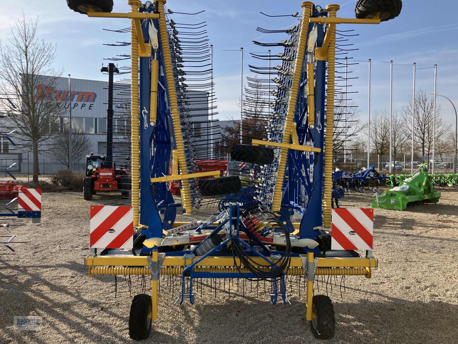 Hackstriegel of the type Treffler TS 1220 M5, Neumaschine in Salching bei Straubing (Picture 1)