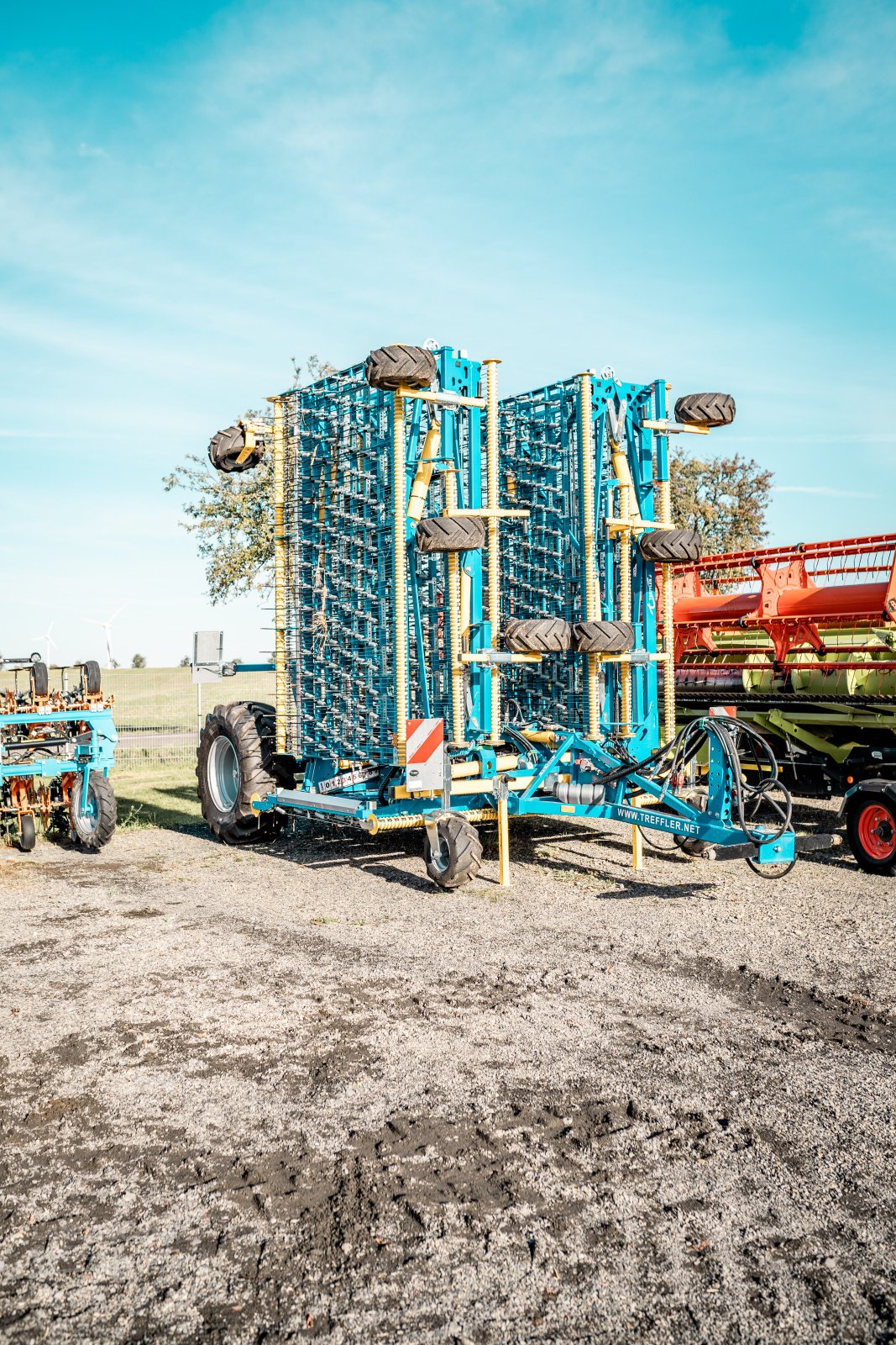 Hackstriegel des Typs Treffler TS 1820, Neumaschine in Osterfeld (Bild 1)
