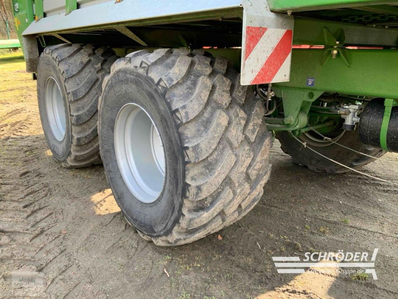 Häcksel Transportwagen des Typs Bergmann HTW 45 S, Neumaschine in Friedland (Bild 4)