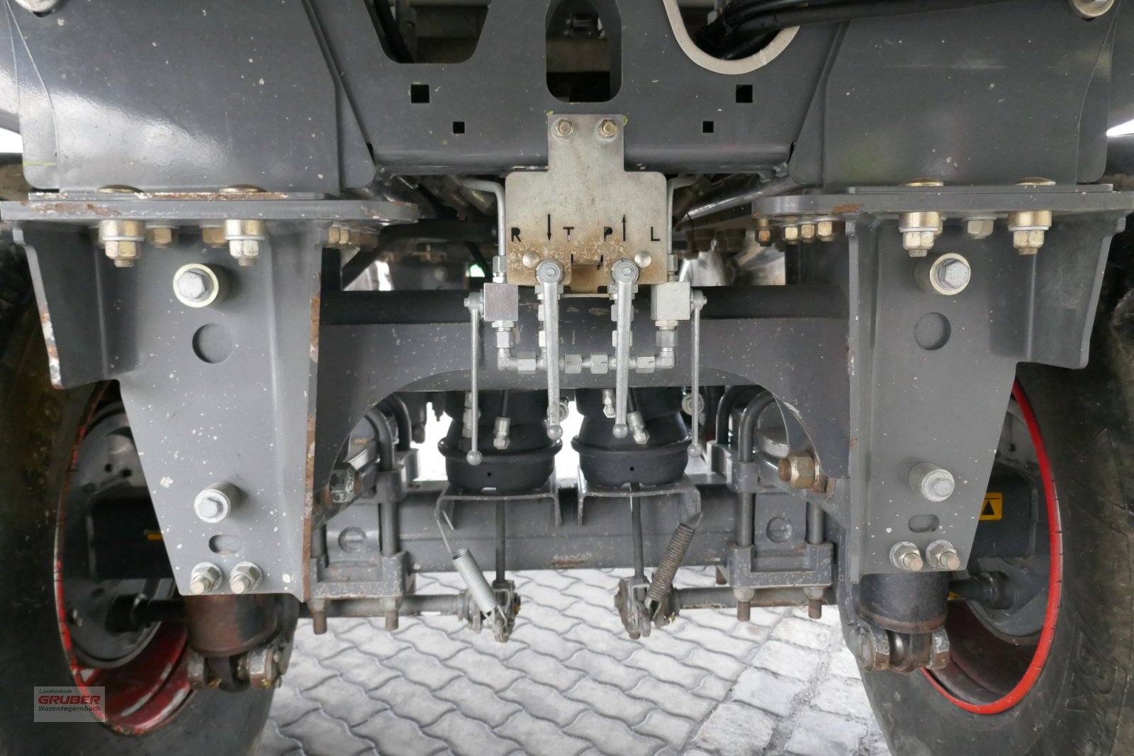 Häcksel Transportwagen del tipo CLAAS Cargos 750, Gebrauchtmaschine en Dorfen (Imagen 11)