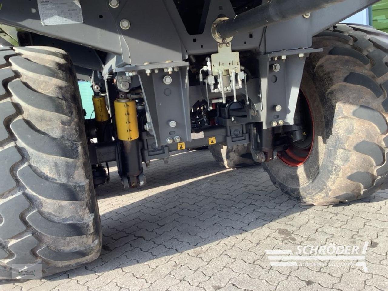 Häcksel Transportwagen des Typs CLAAS CARGOS 760, Gebrauchtmaschine in Völkersen (Bild 9)