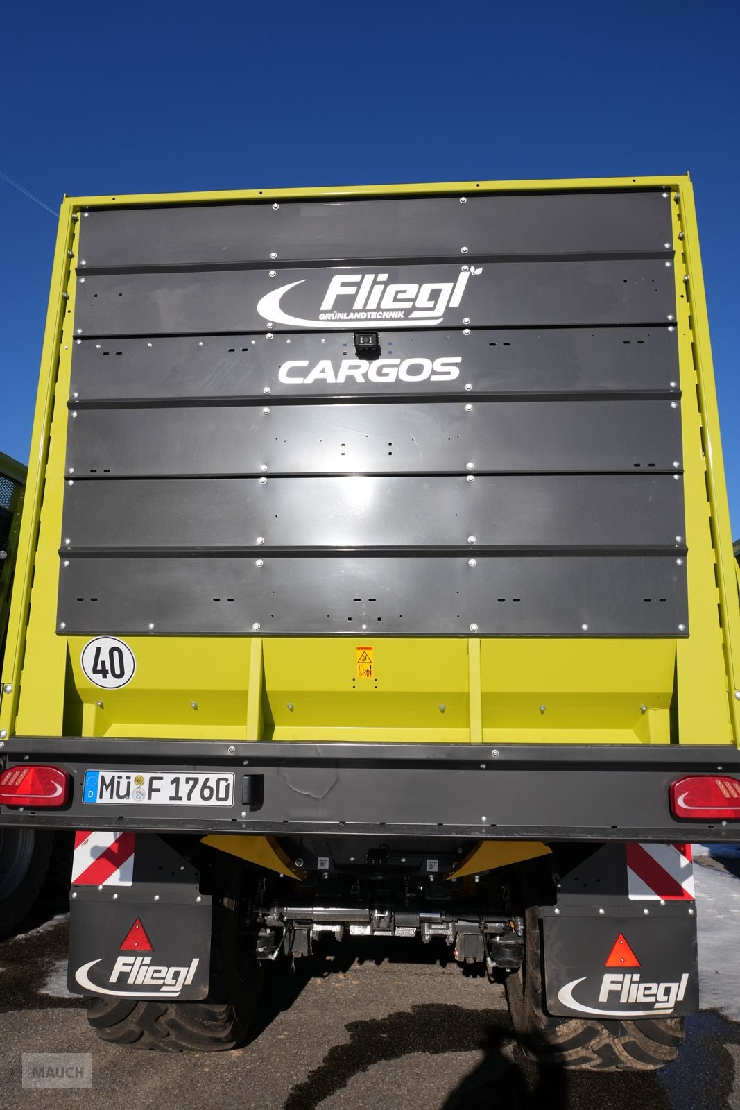 Häcksel Transportwagen of the type Fliegl Cargos HTW 760 Business (Isobus), Vorführmaschine in Burgkirchen (Picture 4)