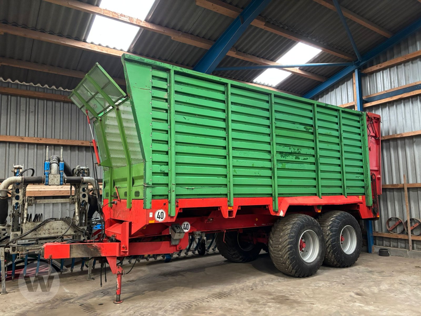 Hawe SLW 40 T, Gebrauchtmaschine, Baujahr: 2010 (Bild 1) Häcksel Transportwagen des Typs Hawe SLW 40 T, Gebrauchtmaschine in Husum (Bild 1)