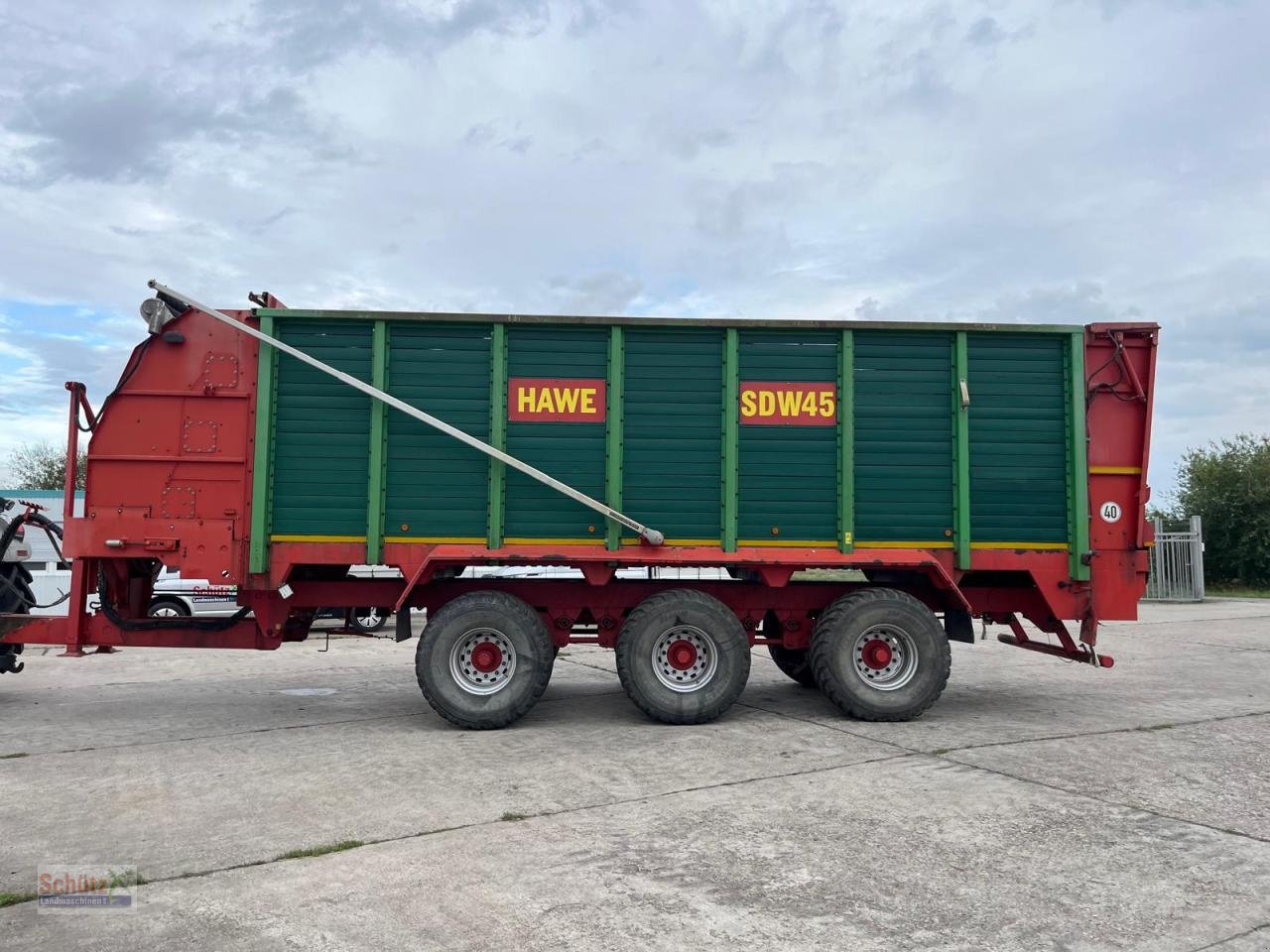 Häcksel Transportwagen vrste Hawe Tridem SDW 45T mit Heckentleerung, Silagewagen, Gebrauchtmaschine v Schierling (Slika 2)