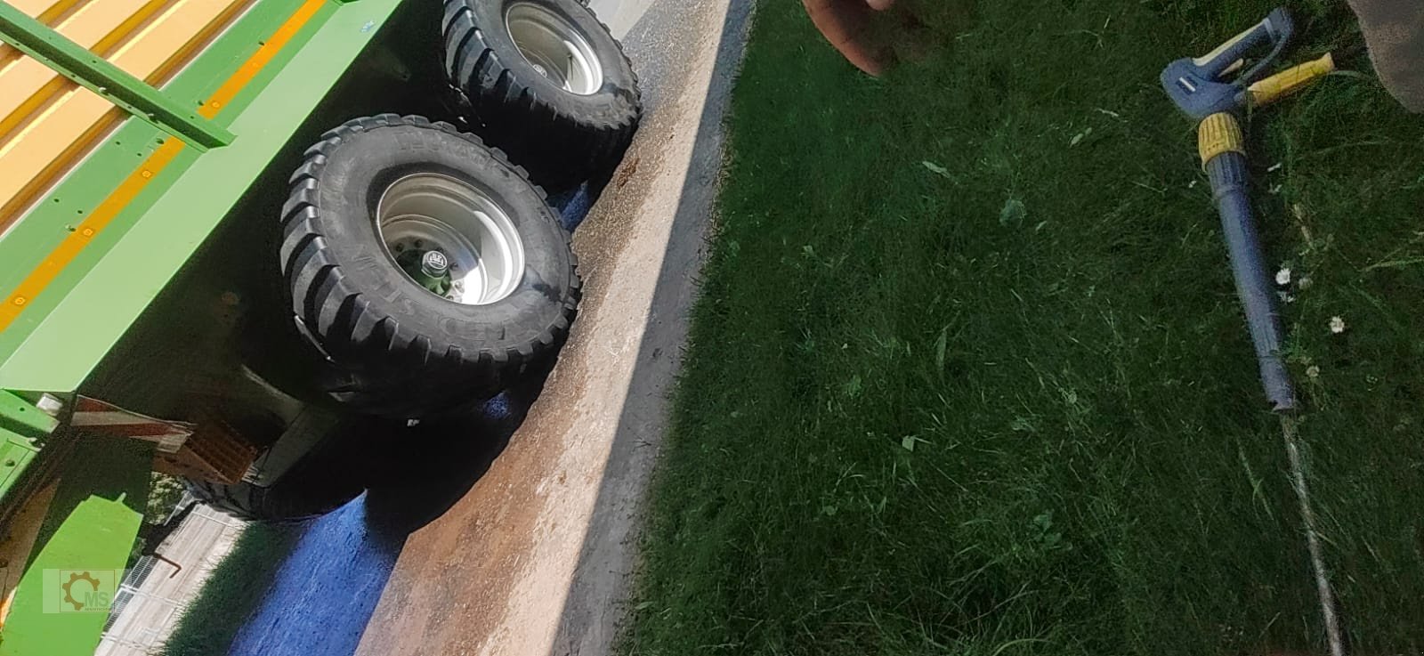 Häcksel Transportwagen des Typs Krone TX 460 Häcksel Transportwagen Zwangslenkung Kratzboden, Gebrauchtmaschine in Tiefenbach (Bild 19)