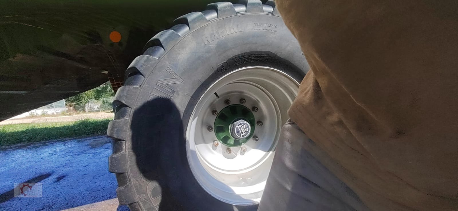 Häcksel Transportwagen des Typs Krone TX 460 Häcksel Transportwagen Zwangslenkung Kratzboden, Gebrauchtmaschine in Tiefenbach (Bild 31)