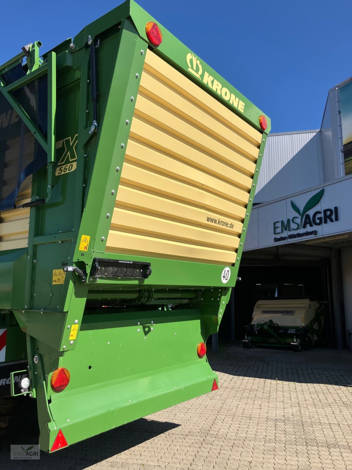 Häcksel Transportwagen des Typs Krone TX 560 GL, Gebrauchtmaschine in Vöhringen (Bild 2)