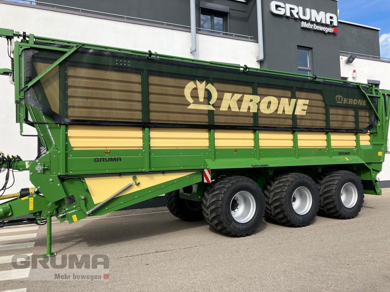 Häcksel Transportwagen van het type Krone TX 560 GL, Neumaschine in Friedberg-Derching (Foto 19)