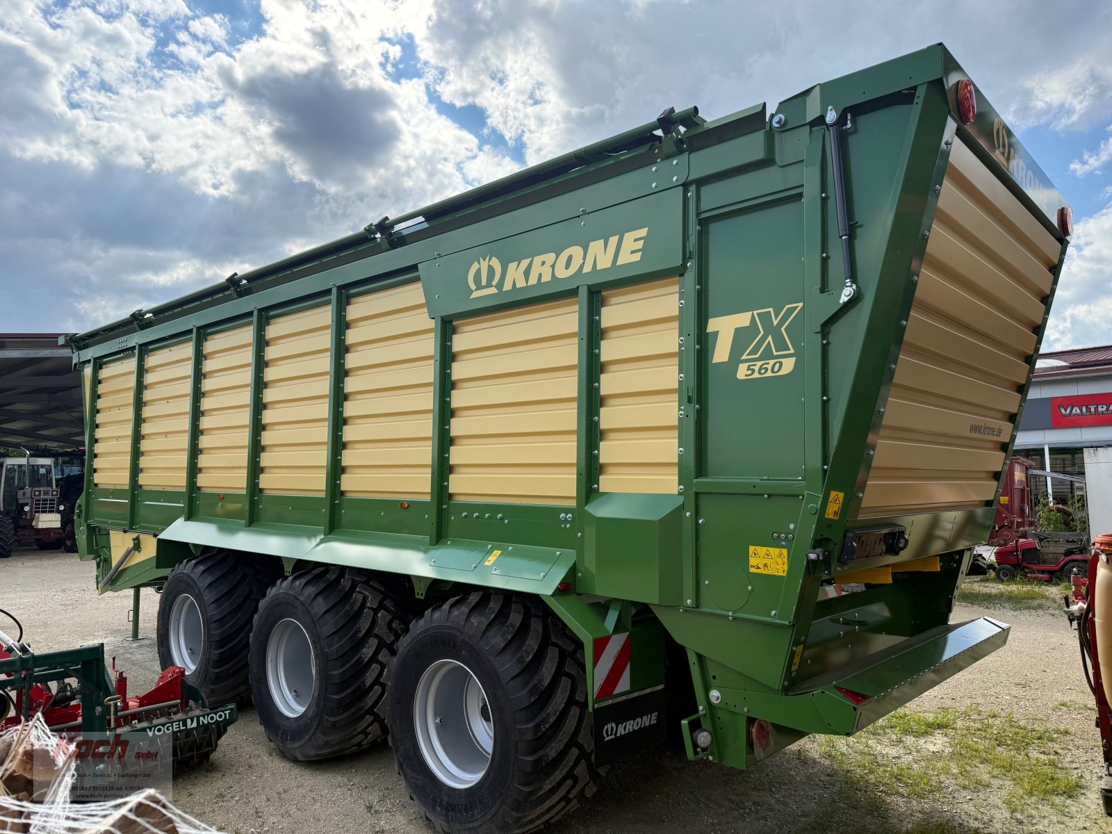 Häcksel Transportwagen του τύπου Krone TX 560, Neumaschine σε Neumarkt / Pölling (Φωτογραφία 6)