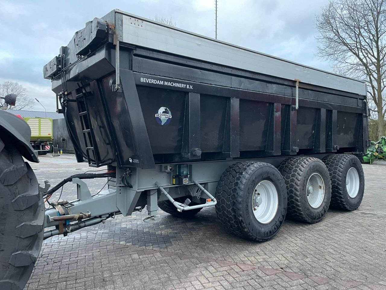 Häcksel Transportwagen des Typs Roagna 34 ton dumper, Gebrauchtmaschine in Vriezenveen (Bild 3)